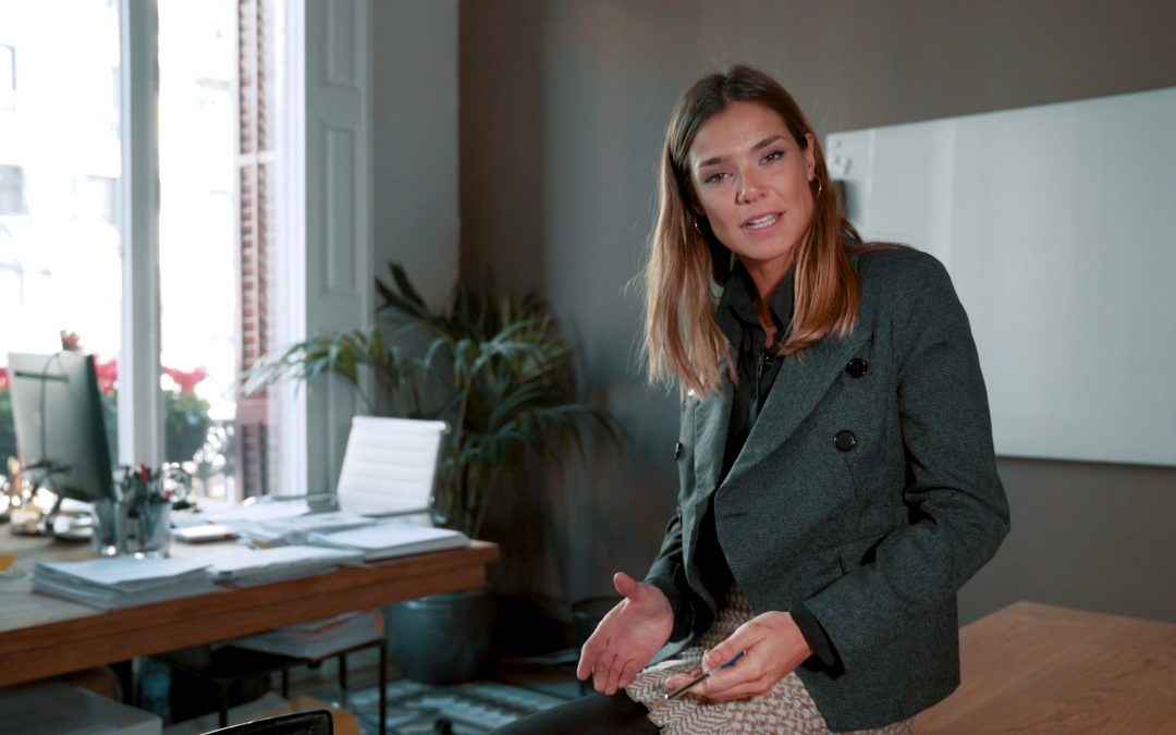 Arianna Serras y Abogados